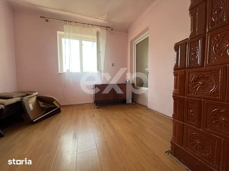Casă cu 3 camere cu Teren 1140 Mp în Central