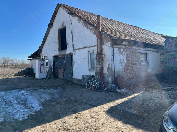 Teren de 700 mp, în Ileni