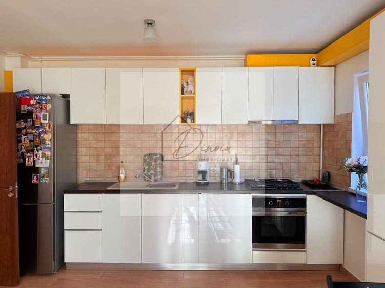 Apartament cu 3 camere decomandat, mobilat în Theodor Pallady