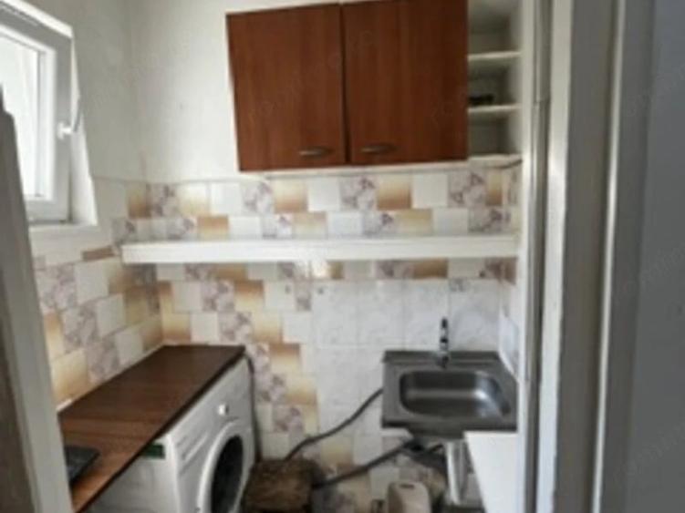 Garsonieră semidecomandată în Decebal