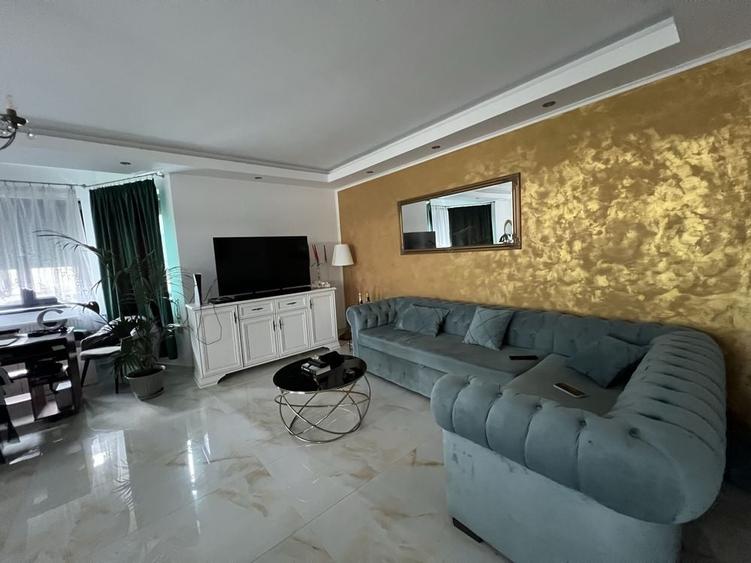 Casă cu 4 camere în Central
