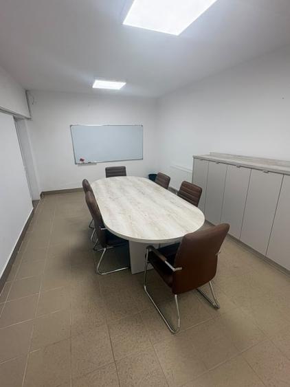 Spațiu comercial, de 93 mp, în Central