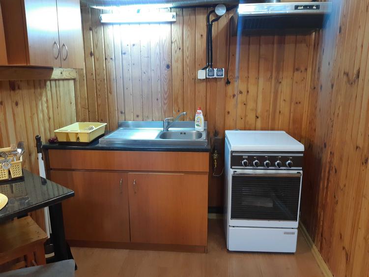Apartament cu 2 camere semidecomandat în Lacu