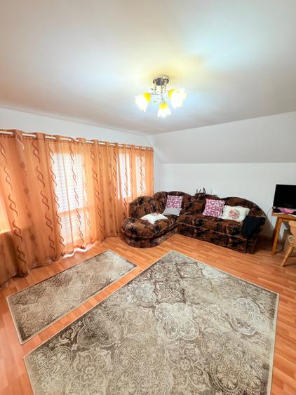Casă individuală cu 3 camere cu Teren 500 Mp în Central