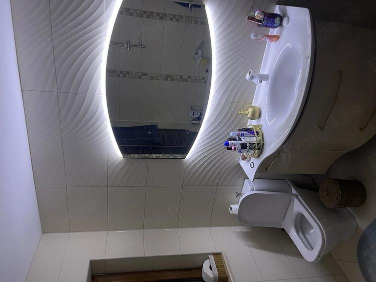 Casă cu 4 camere cu Teren 1136 Mp în Orășeni-Deal