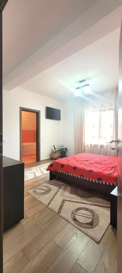 Penthouse cu 3 camere decomandat în Titan