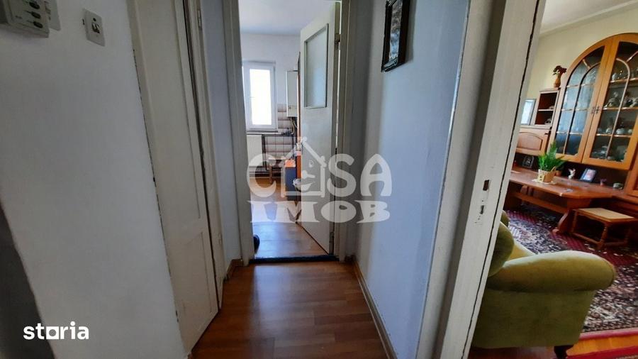 Apartament cu 2 camere semidecomandat în Micro 6
