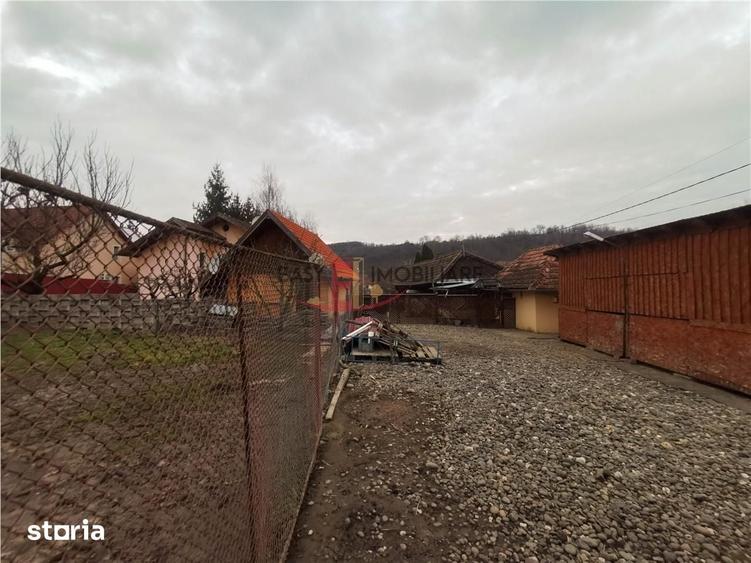 Casă cu 3 camere cu Teren 470 Mp în Sântana de Mureș
