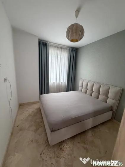 Apartament cu 3 camere decomandat în Parcul Carol