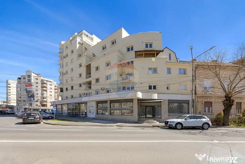 Spațiu comercial, de 160 mp, în Intim