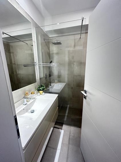 Apartament cu 3 camere, mobilat în Pipera