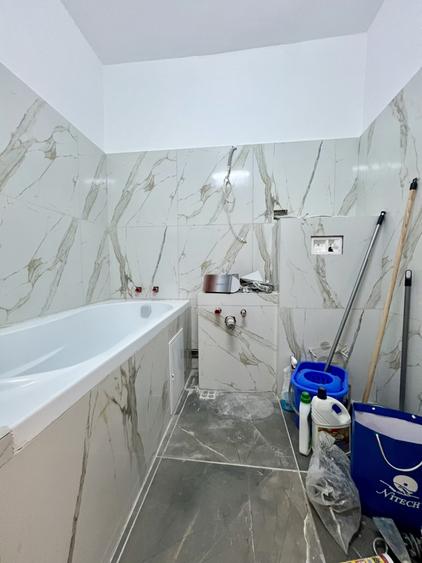 Apartament cu 3 camere decomandat în Șagului