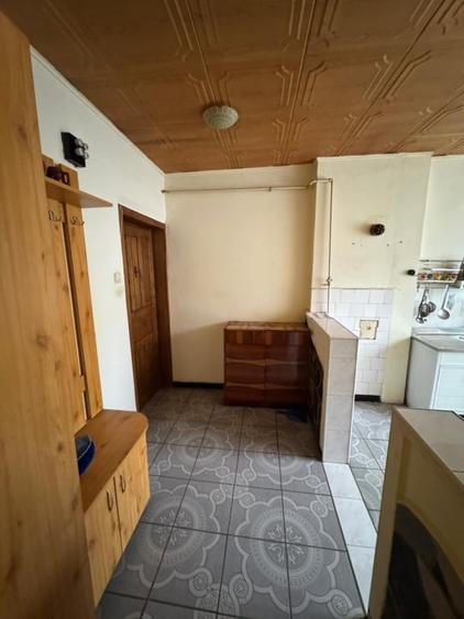 Apartament cu 2 camere semidecomandat, mobilat în Ferneziu