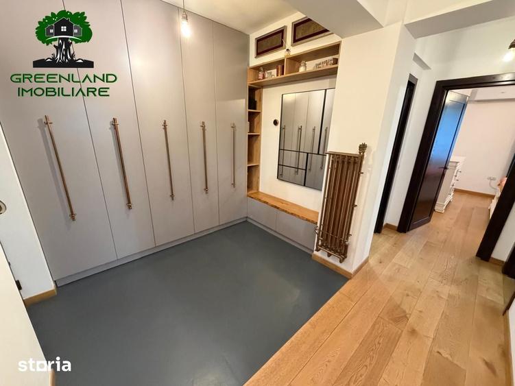 Apartament cu 3 camere decomandat în Nicolina