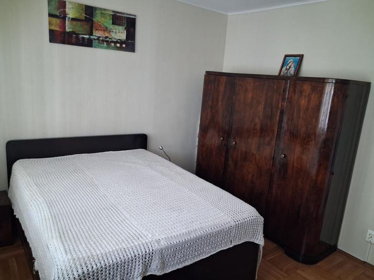 Apartament cu 2 camere semidecomandat, mobilat în Eroii Revoluției