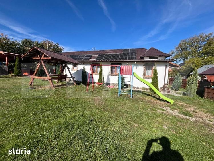 Casă cu 3 camere cu Teren 2067 Mp în Vadu Crișului