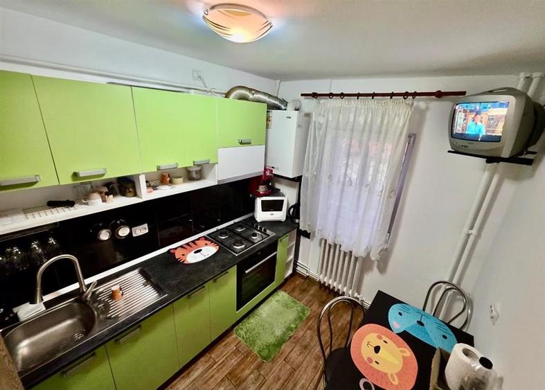 Apartament cu 2 camere decomandat în Canta
