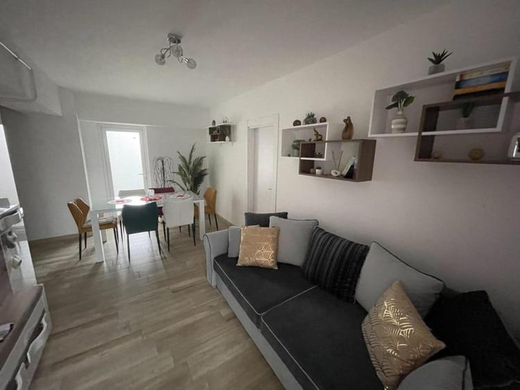 Apartament cu 3 camere decomandat, mobilat în Gării