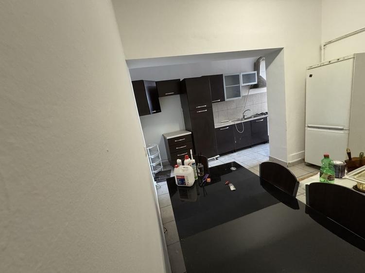 Casă cu 2 camere cu Teren 100 Mp în Ultracentral