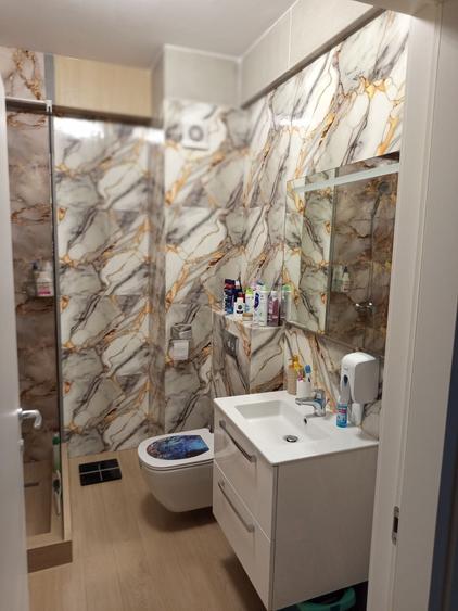 Apartament cu 2 camere decomandat în Palazu Mare