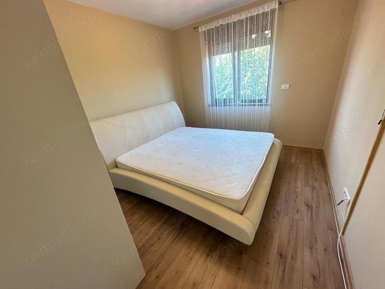 Casă cu 5 camere cu Teren 330 Mp în Girocului