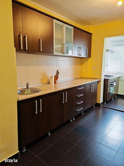 Apartament cu 3 camere în Rogerius
