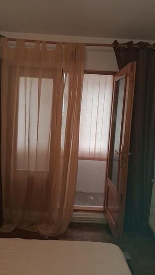 Vind 2camere decomandate etaj 1 - 2