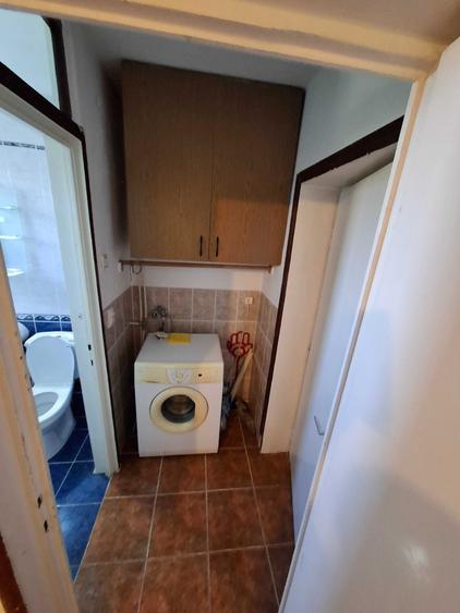 Dau in chirie apartament cu 2 camere zona podul Decebal - 7