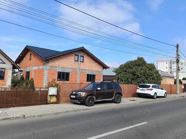 Casă cu 3 camere în Central
