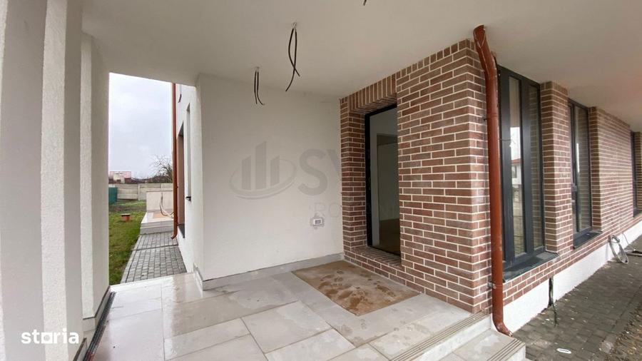 Casă cu 5 camere cu Teren 370 Mp în Mogoșoaia