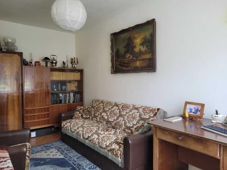 Apartament 3 camere, str Pacii - 5