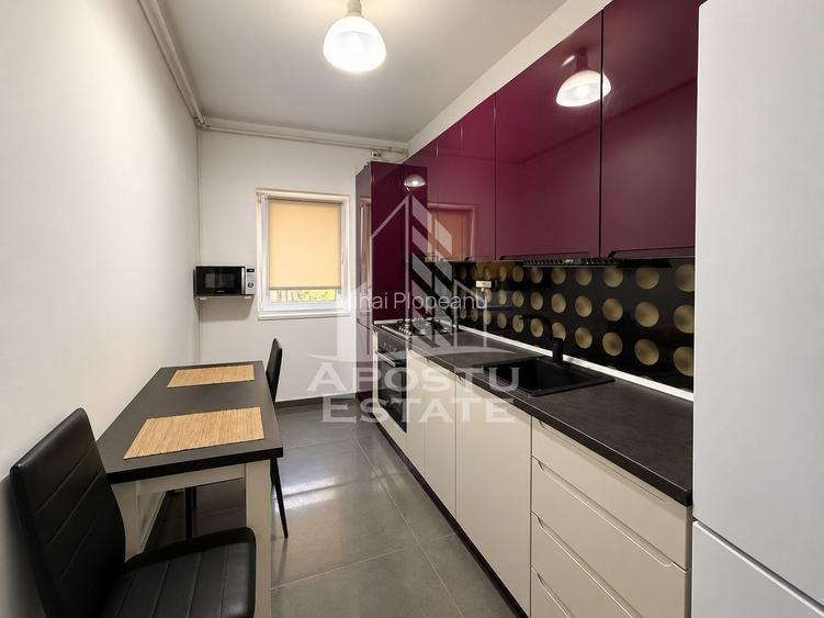Apartament 2 camere de vanzare, loc de parcare in CF, mobilat, Giroc