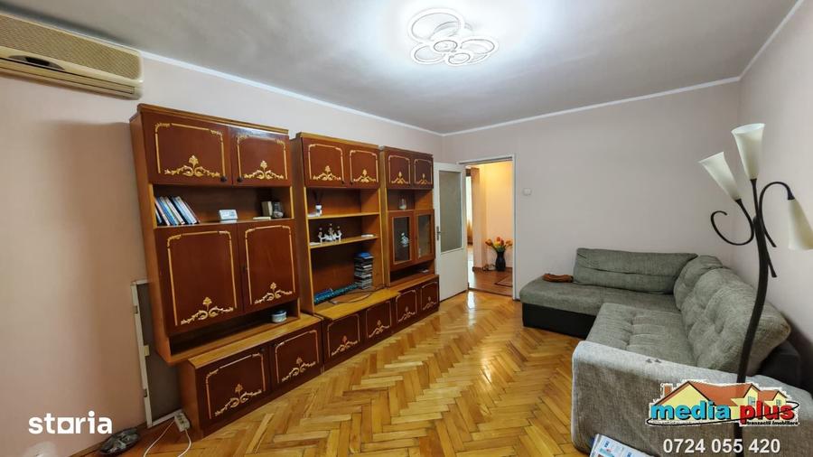 Apartament cu 3 camere decomandat în Țiglina 2
