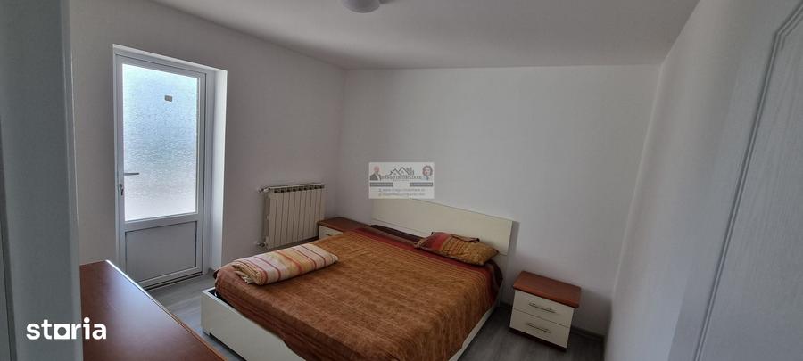Apartament cu 3 camere decomandat, mobilat în Central