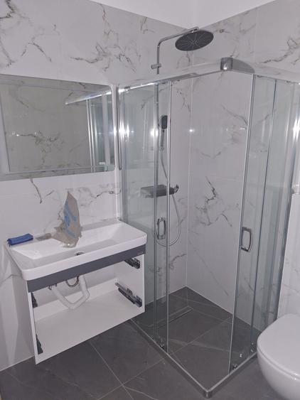 Apartament cu 2 camere decomandat în Exterior Vest
