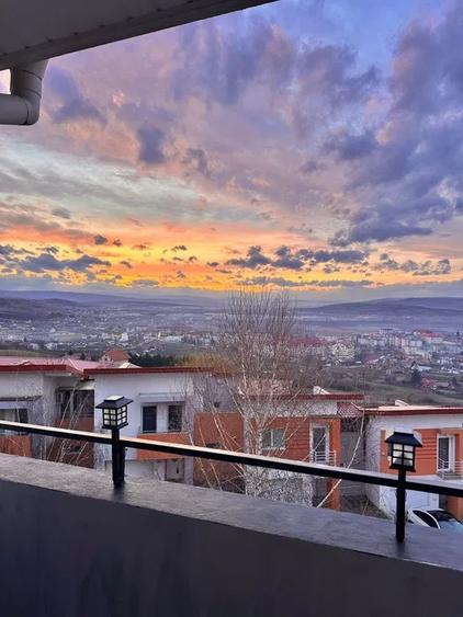 Apartament cu 2 camere semidecomandat, mobilat în Apahida