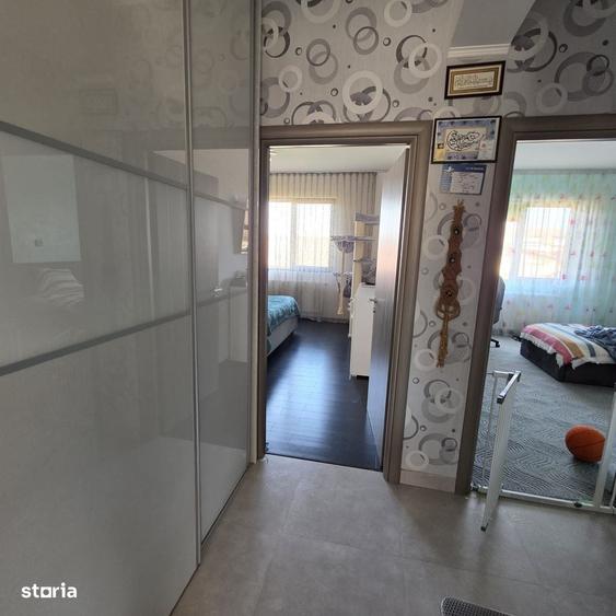 Apartament cu 3 camere în Dobroești