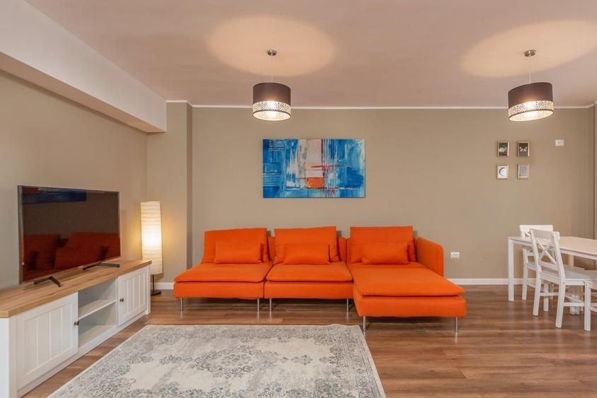 Apartament cu 3 camere decomandat, mobilat în Unirii