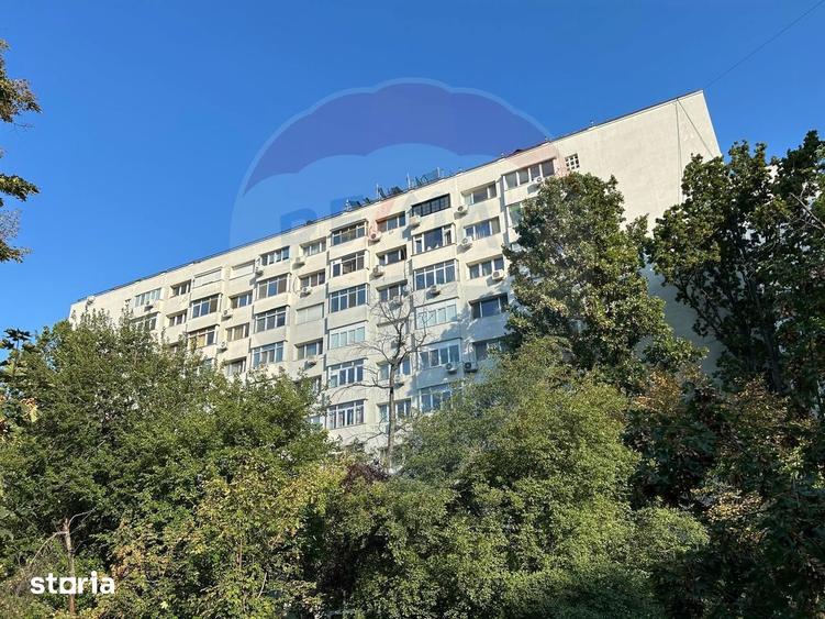 Garsonieră decomandată, mobilată în Brezoianu
