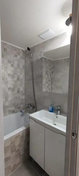 Apartament cu 2 camere decomandat în Moșilor
