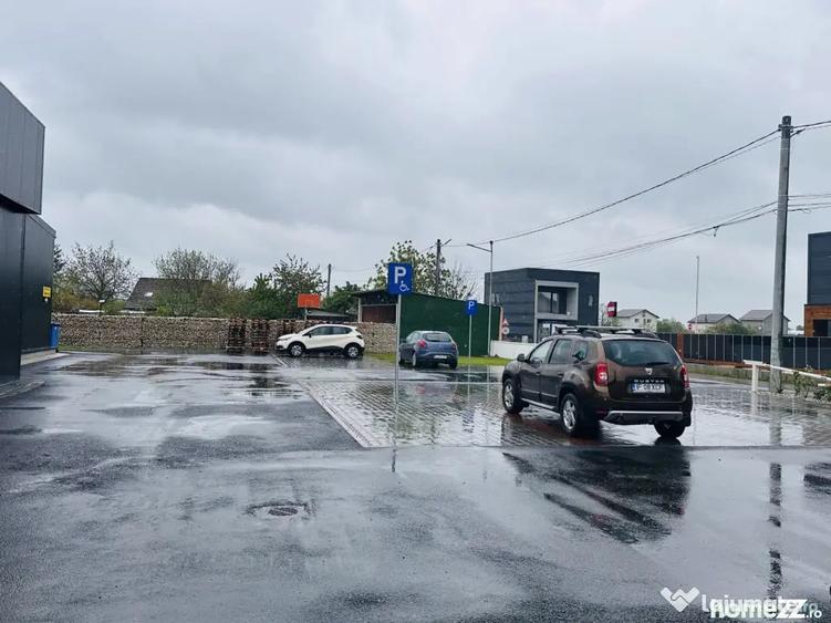 Spațiu comercial, de 1,200 mp, în Dragomirești-Vale