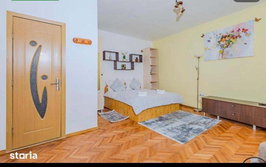 Garsonieră în Central