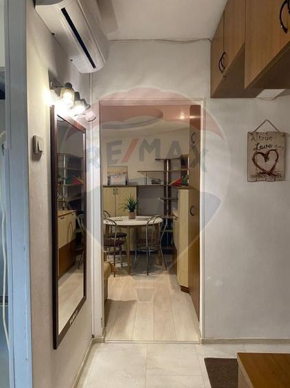 Apartament cu 3 camere decomandat, mobilat în Alfa