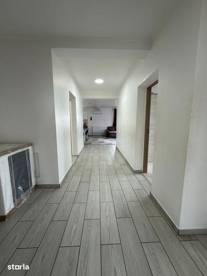 Casă cu 3 camere cu Teren 500 Mp în Central