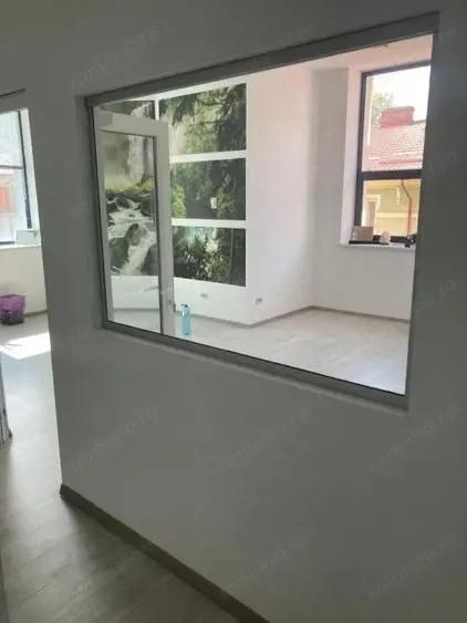 Spațiu comercial, de 1,600 mp, în Unirii