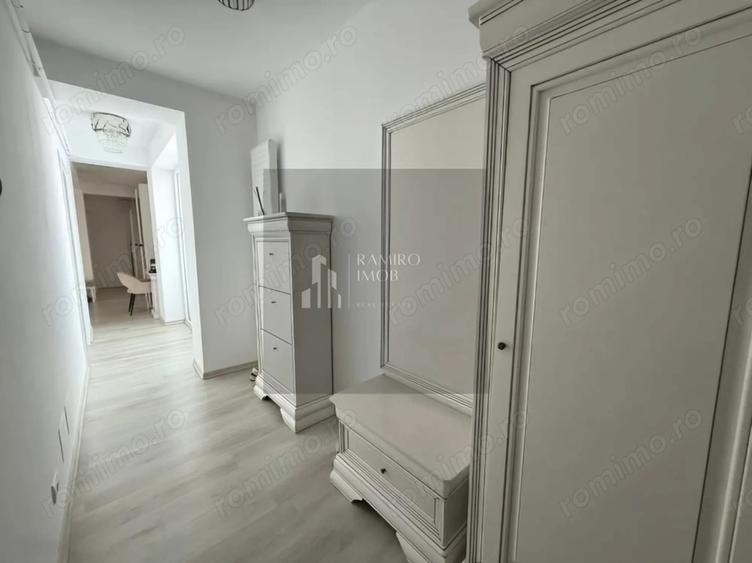 Apartament cu 2 camere decomandat în Viilor