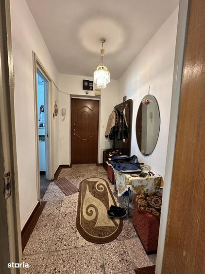 Apartament cu 2 camere semidecomandat în Obor