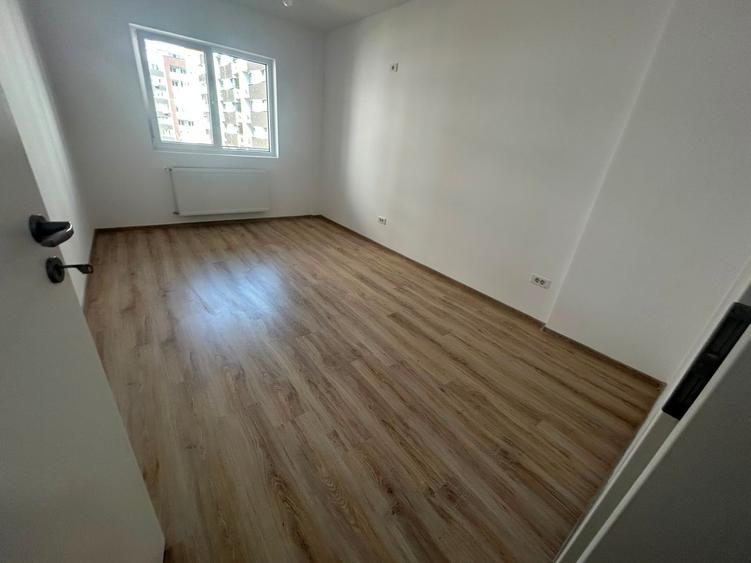 Apartament cu 2 camere decomandat în Berceni