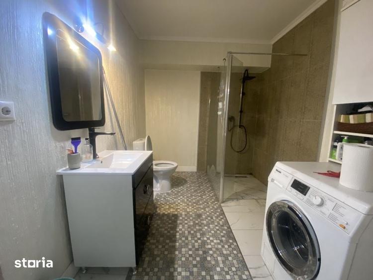Spațiu comercial, de 400 mp, în Independenței