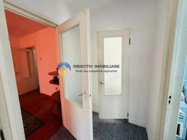 Apartament cu 2 camere semidecomandat în Sud